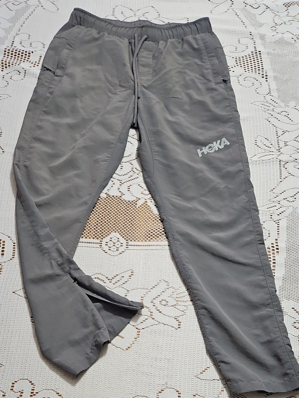 Hoka Men's Gray Performance Joggers with Logo Size Medium